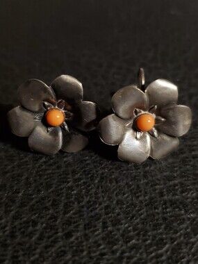 Vintage Sterling Silvet Coral Earrings Sterling Screw Bsck Earrings